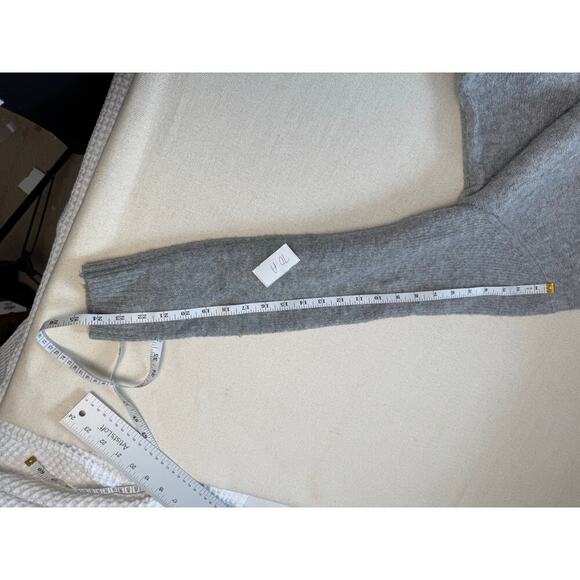 Cupcake and Cashmere Women French Bulldog Gray Knit Christmas Sweater Size L - Picture 6 of 8